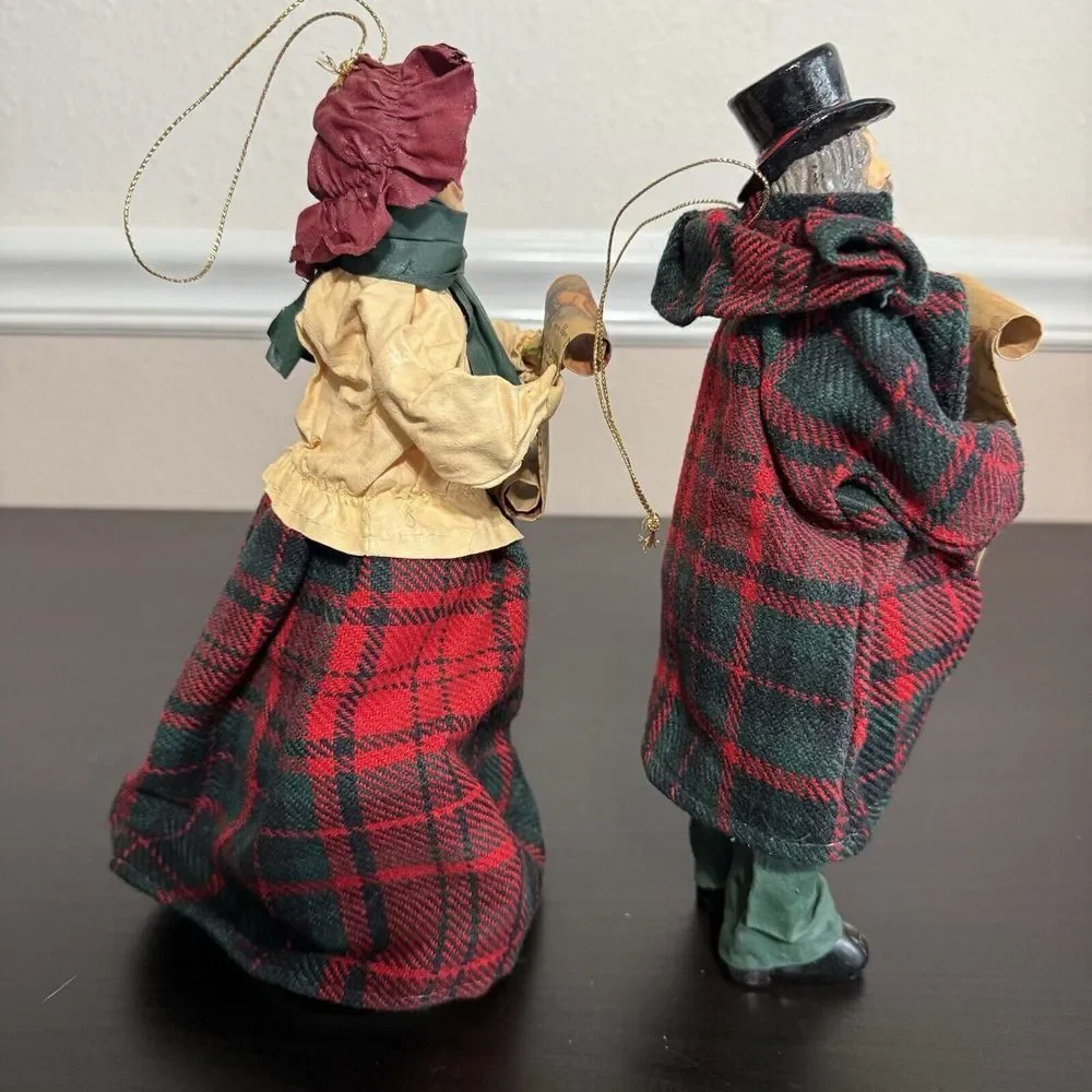 Vintage‎ SANTA'S WORLD Kurt Adler CAROLER FAMILY Paper Mache Dolls Christmas